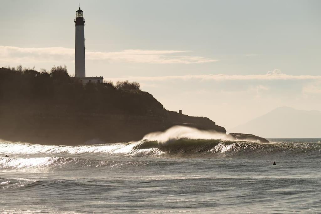 Logement Lumineux Proche Des Commodites Et Plages Apartment Anglet Exterior photo